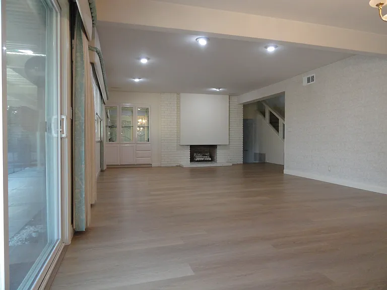 1100 La Senda Dr #A — Photo 3