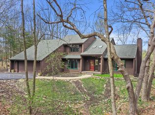 N1W33808 Abitz Rd, Oconomowoc, WI 53066