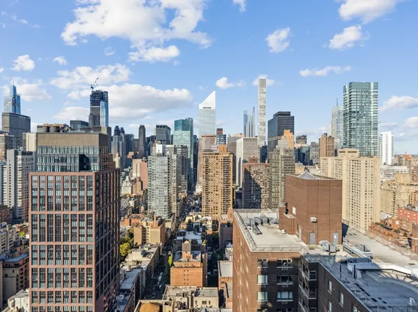 420 East 54th Street image 22 of 39