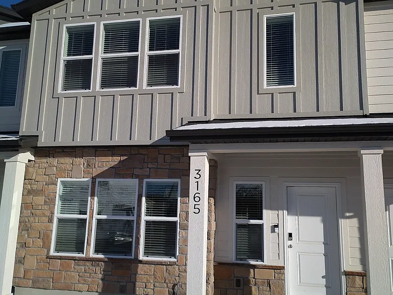 3165 S 350 W — Photo 2