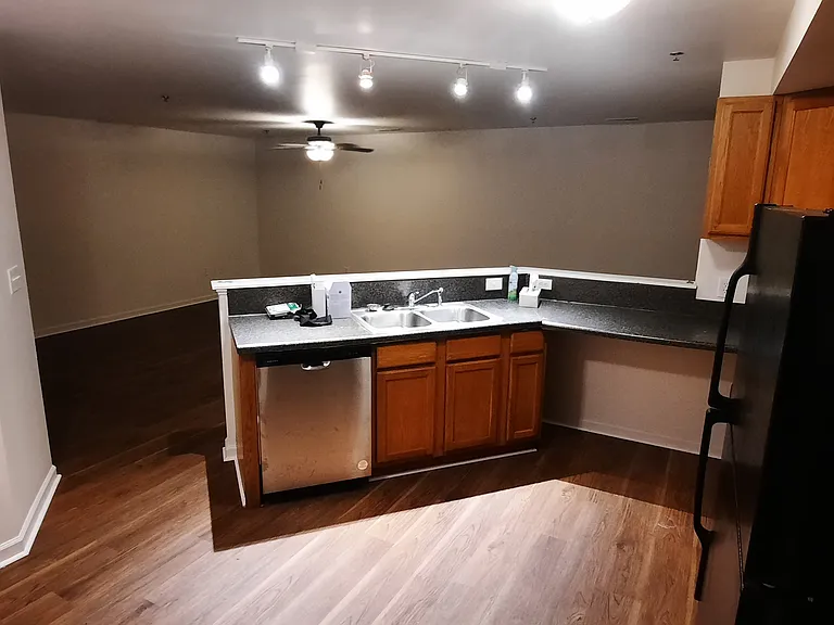 1750 Liberty Ln #206 — Photo 7