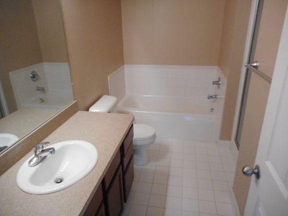 2nd image of 25579 Portico Ln