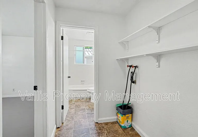 2519 Hyde Ct SE — Photo 18