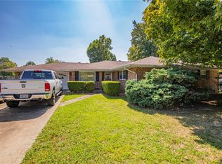 1006 S Dixieland Rd, Rogers, AR 72758