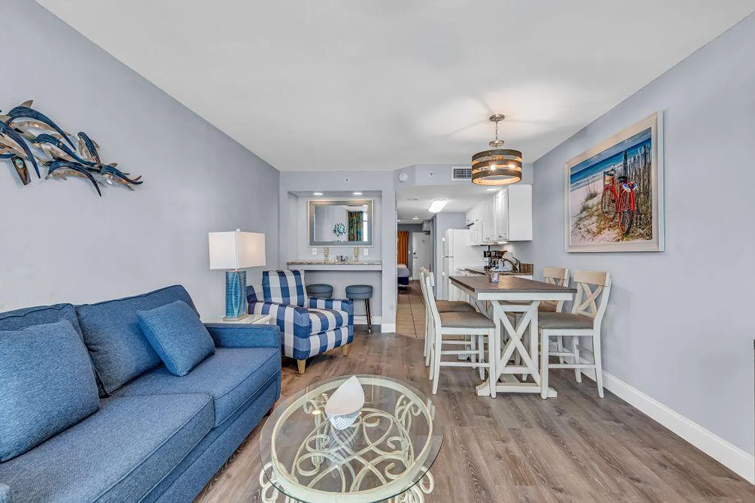 1 bed, 1.0 bath, 699 sqft, $3,068 — Photo 4