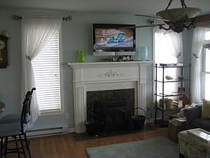 3rd image of 1735 Lakeside Dr