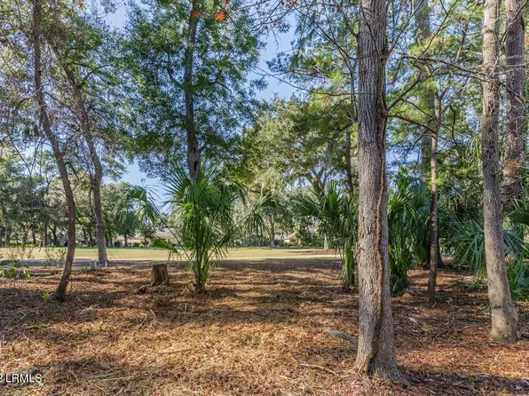 626 S Reeve Rd, Saint Helena Island, SC 29920