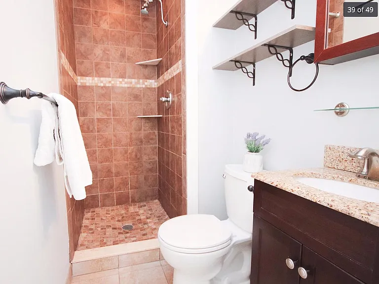 638 Maris St — Photo 12