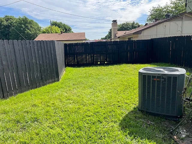 422 Sandy Trail - 1 — Photo 4