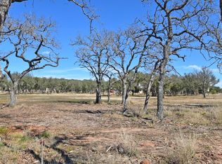 310 Ellebracht Dr, Fredericksburg, TX 78624