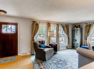 417 3rd St NE, Osseo, MN 55369