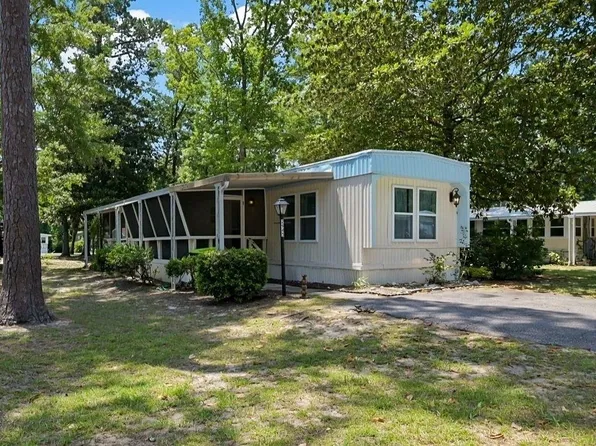 2945 Clemson Dr., Murrells Inlet, SC 29576