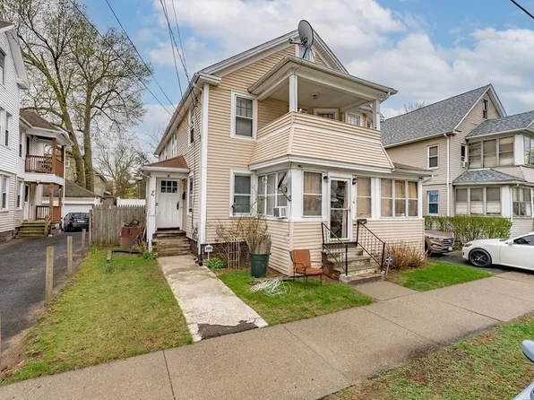 38-40 Carver St, Springfield, MA 01108