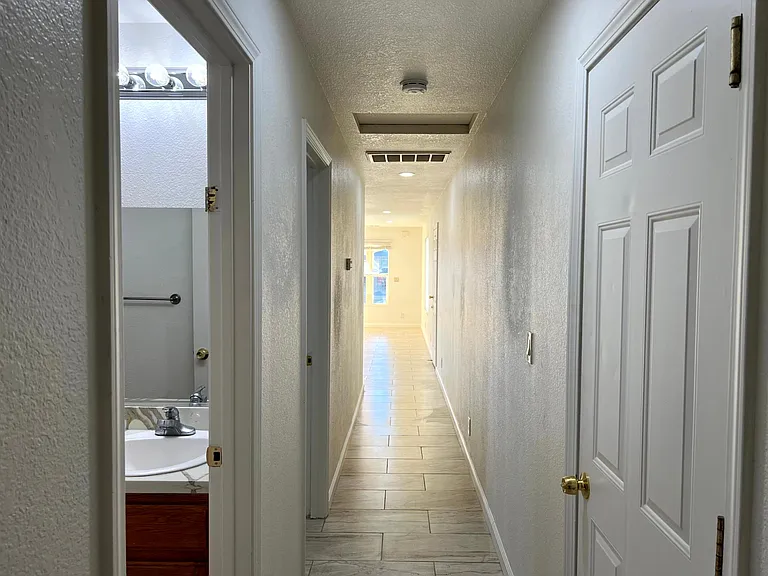 657 Chestnut St #657 — Photo 19