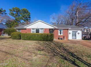 118 Shadowlawn Dr, Jackson, TN 38301