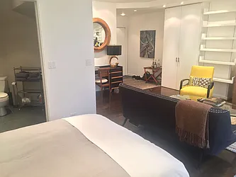 Rented by Manhattan Realty Group