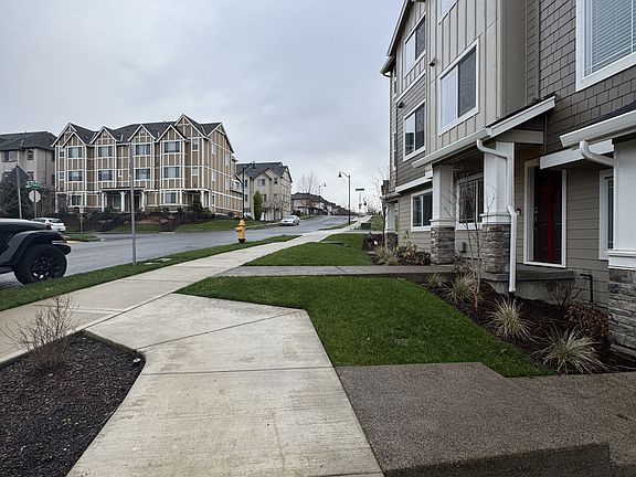 3rd image of 15083 NW Ethel Ln