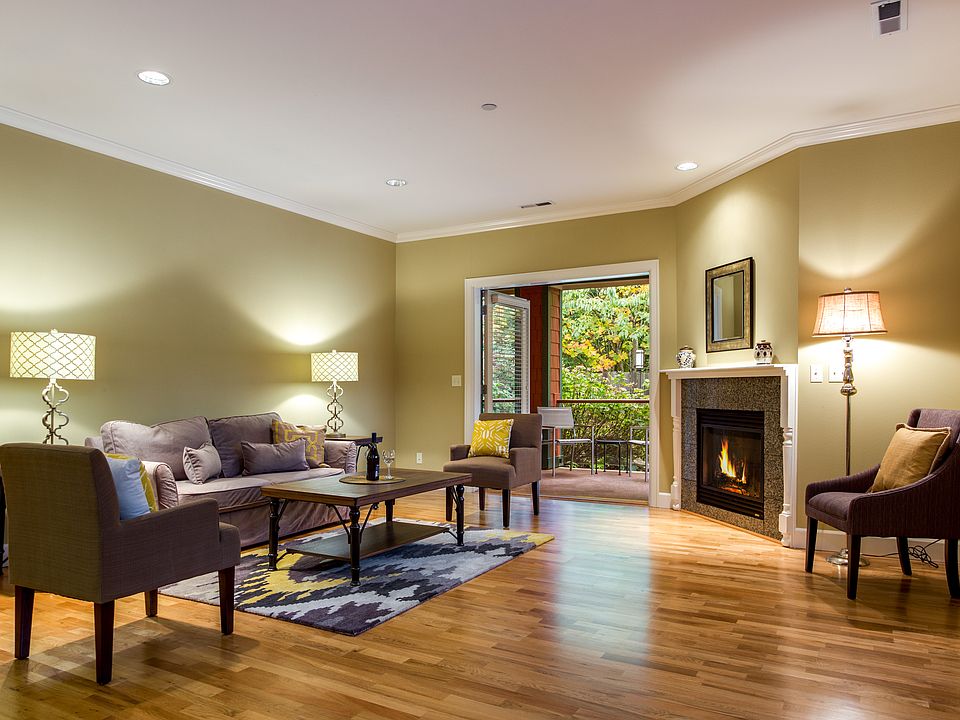 Warm palette w/French doors