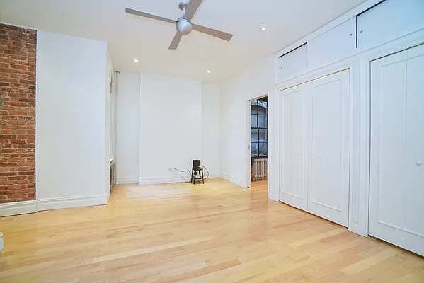 Sold by REMAX Elite | media 38