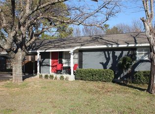 2709 S Garland St, Decatur, TX 76234