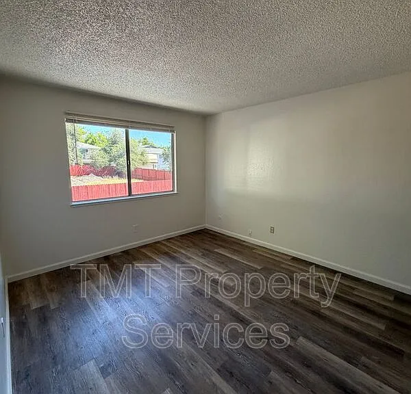 5519 Keoncrest Cir #4 — Photo 16