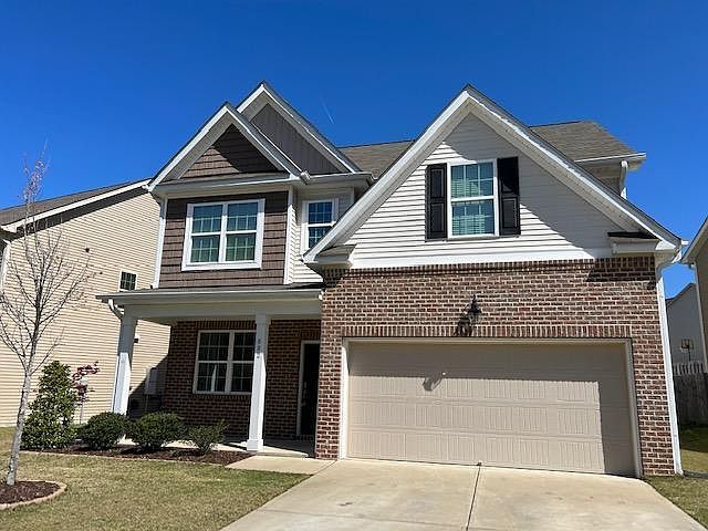 1st image of 682 Lavenham Ln