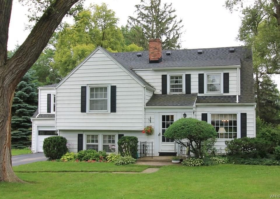 1st image of 8633 Howard Dr