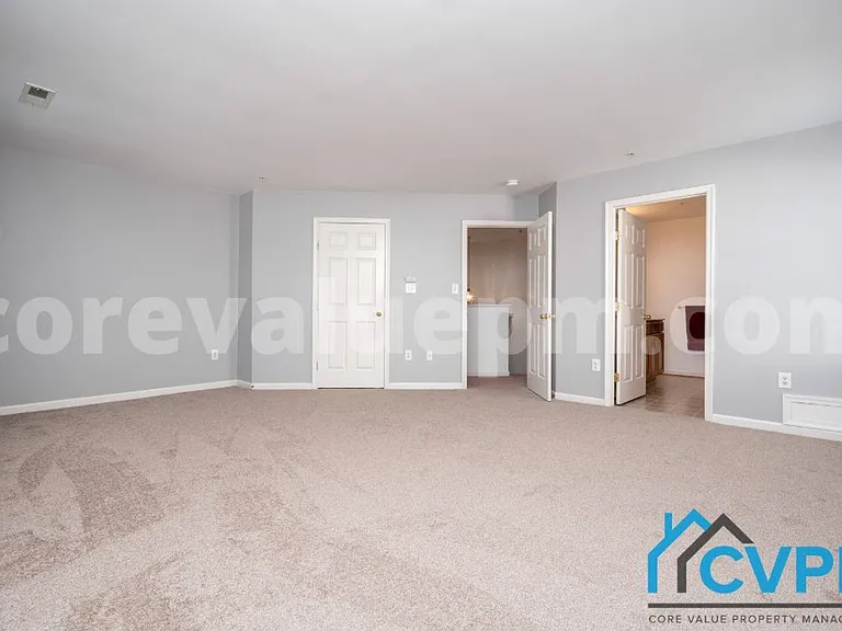 1934 Hackberry Ct — Photo 22
