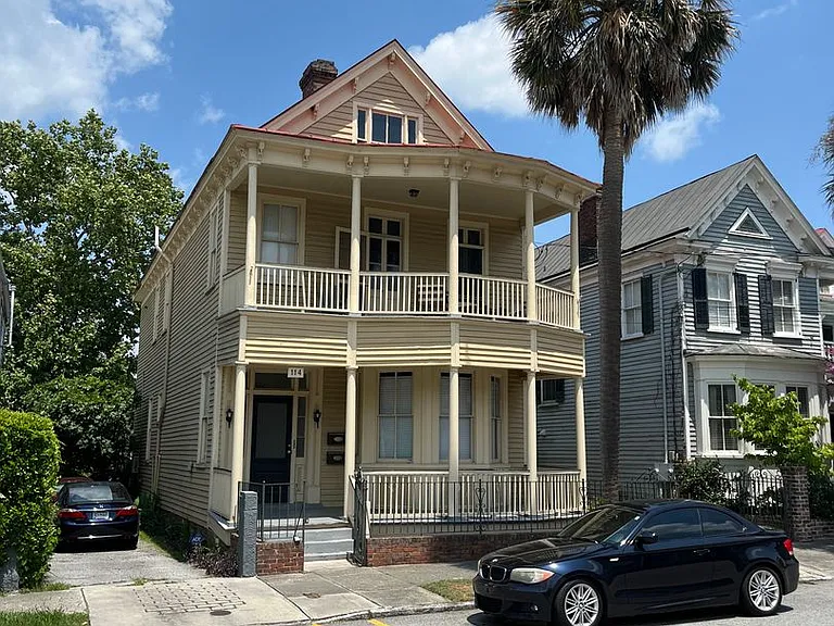 114 Alexander St #A — Photo 7