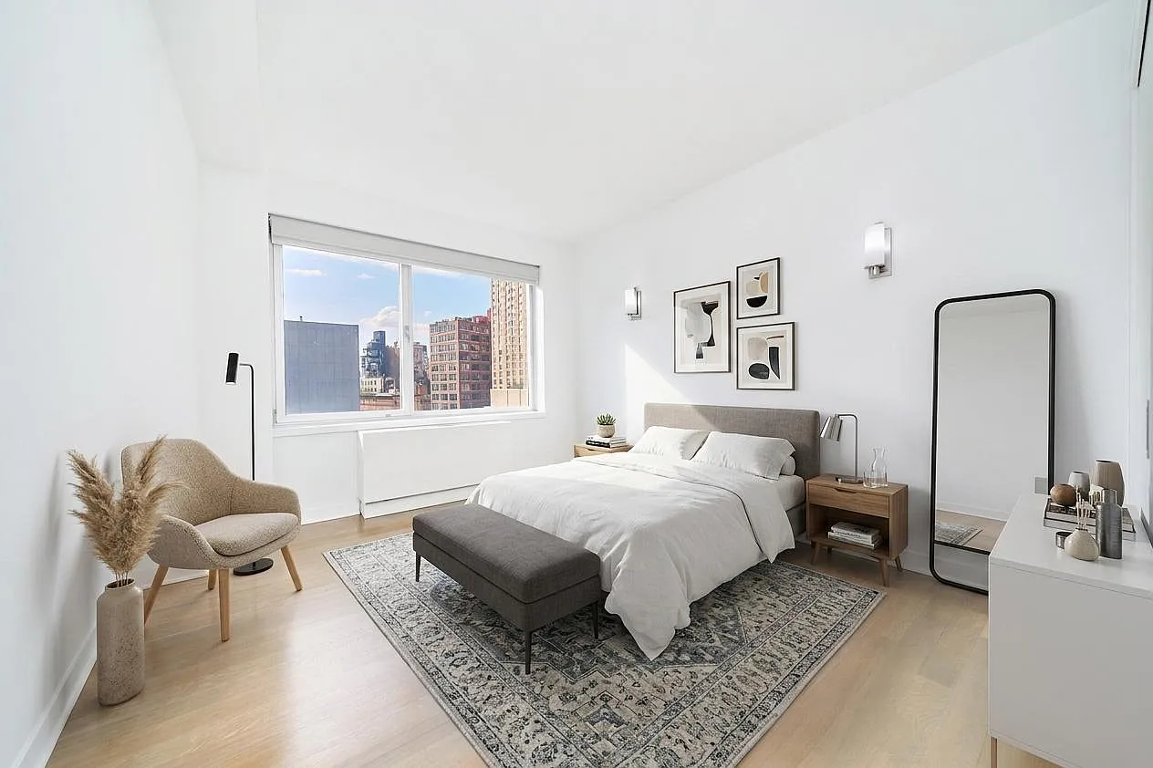 200 East 11th Street — Photo 3