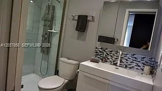 201 178th Dr #423 — Photo 7