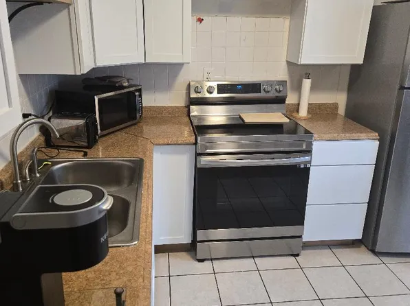 55 Rockland Ave APT 2, Malden, MA 02148