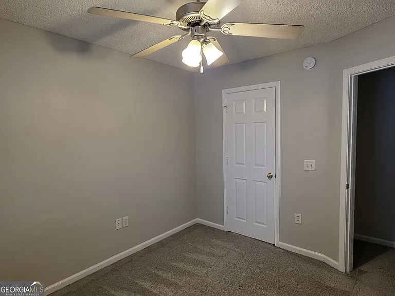 5022 Winfield Dr — Photo 17