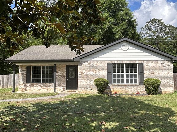 2nd image of 22034 Rayvan Ln