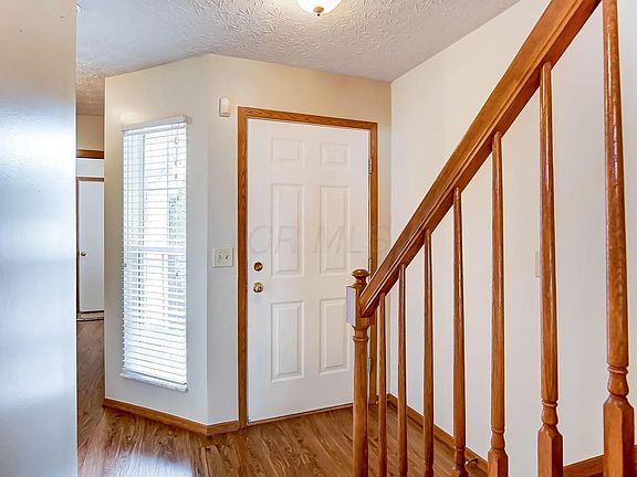 5th image of 2251 Victoria Park Dr
