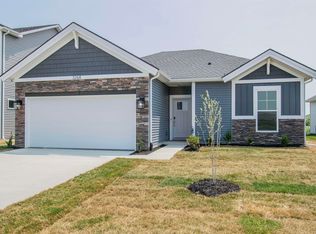3268 Ashdon Dr, Newburgh, IN 47630