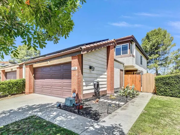 11366 Meadow Flower Pl, San Diego, CA 92127