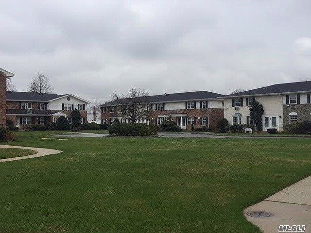 1st image of 628 Kensington Ln