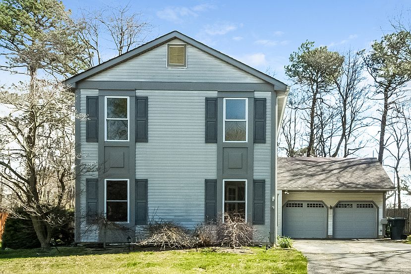 1st image of 806 France Ct