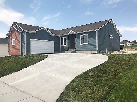 3rd image of 2790 Tibbets Blvd