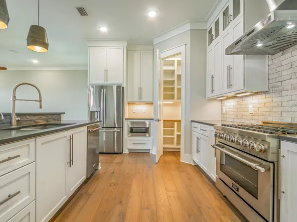 2574 Vista Cir, Shalimar, FL 32579