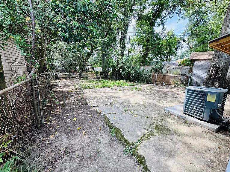 1955 Rice Dr — Photo 35
