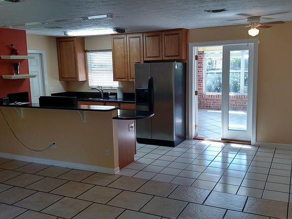 Overview of Kitchen and Dining Area