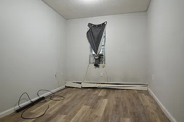 Rented by Safdie Realty Group