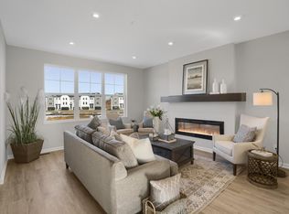 8671 London Cir NE #B, Blaine, MN 55449