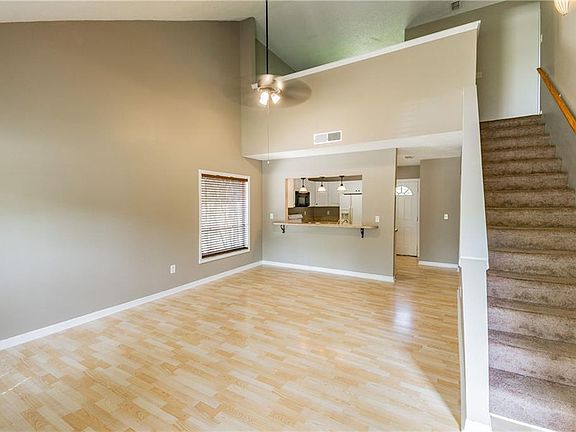 5th image of 3346 Laurel Dale Dr