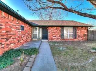 205 Conestoga Dr, Yukon, OK 73099