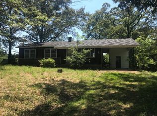 955 Whitlock Paris Rd, Paris, TN 38242