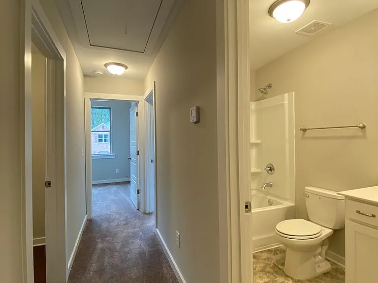 7950 Saint James Dr — Photo 29