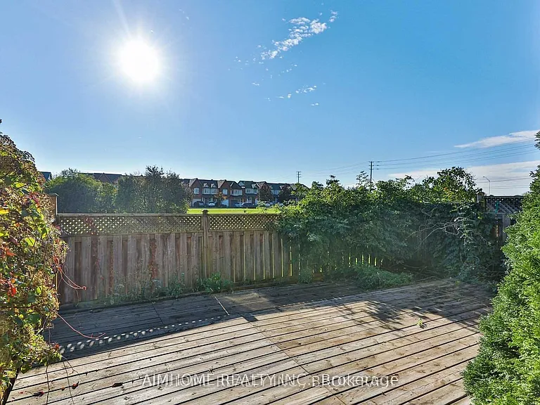 348 Kittridge Rd — Photo 27